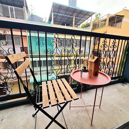 Meemaw'S House Hostel Bangkok Exterior foto